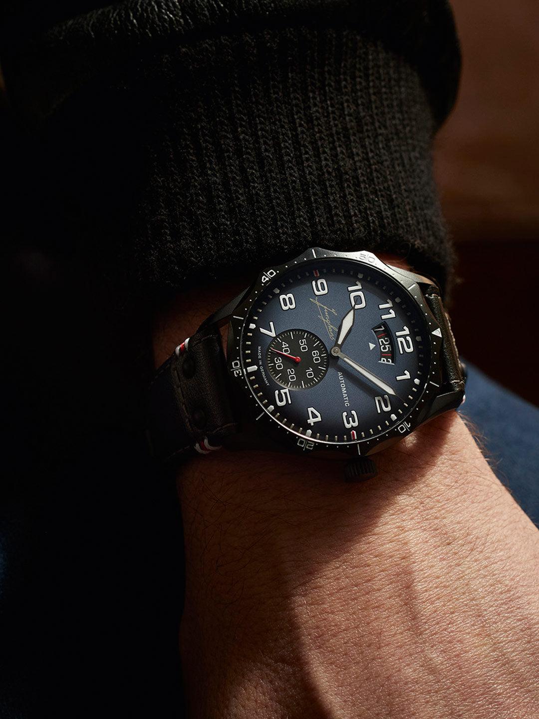 Junghans Pilot Automatic-AW – Ansicht 2