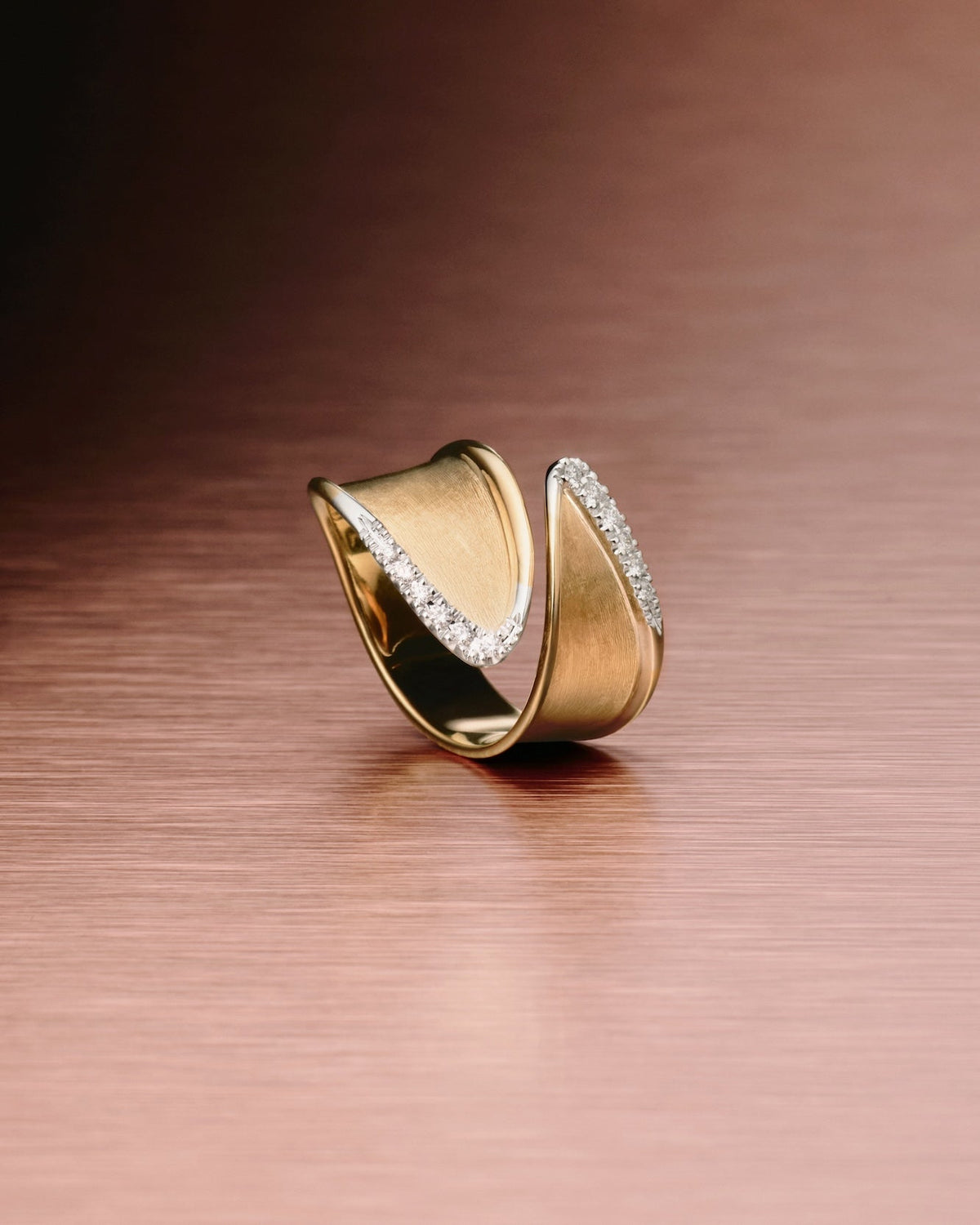 Marco Bicego Lunaria Twist Ring, 18 Karat Gelbgold — Detailansicht 2