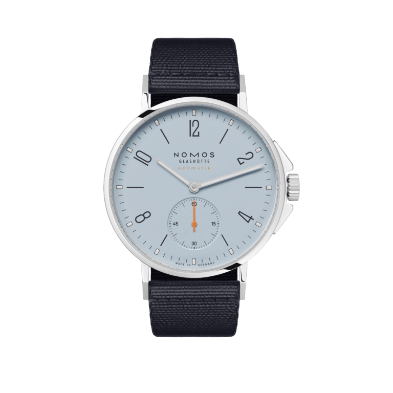 Nomos Ahoi neomatik sky