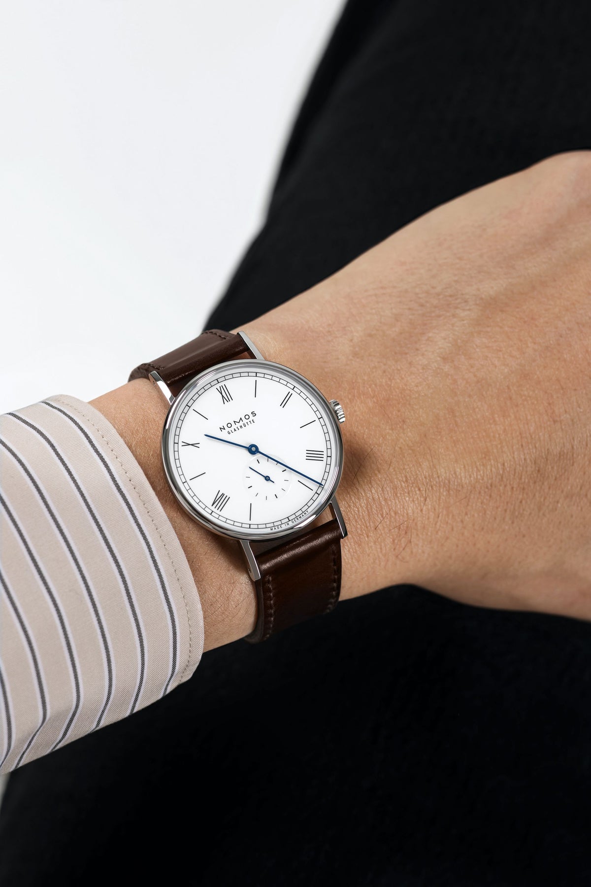 Nomos Ludwig 38 emailleweiß – Ansicht 6