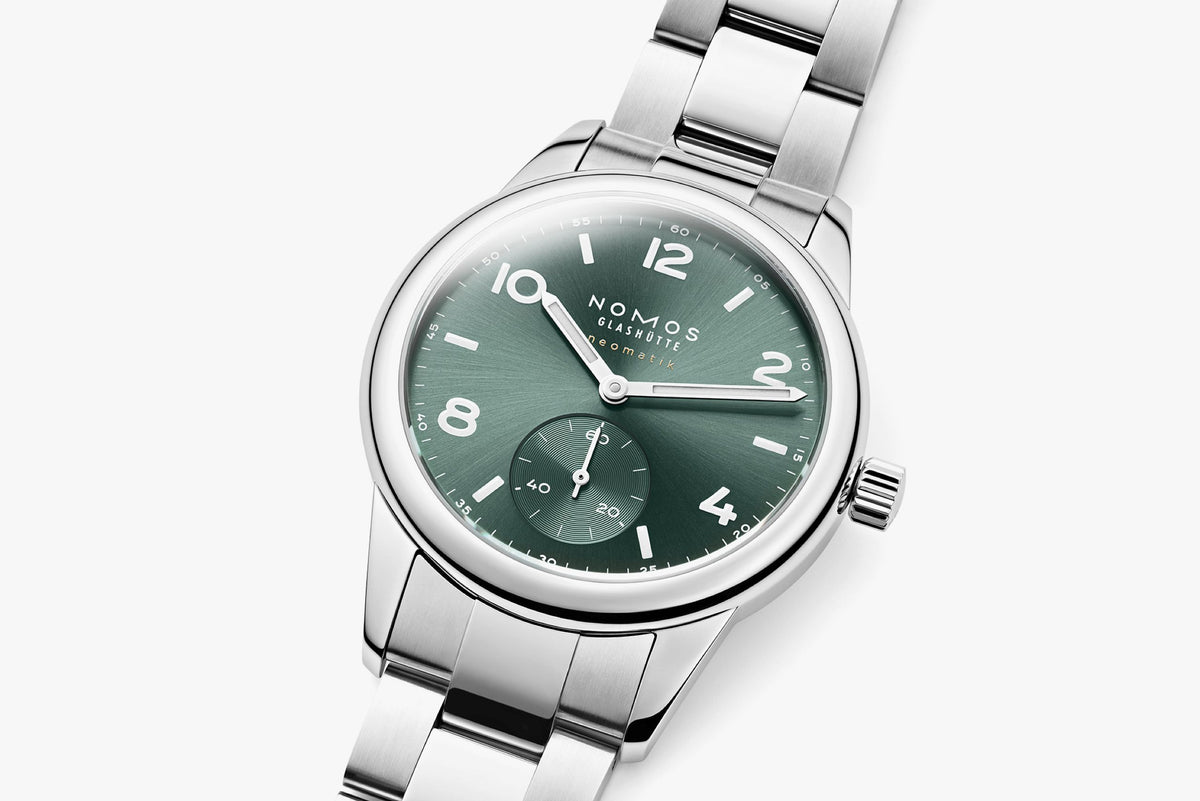Nomos Club Sport neomatik petrol Stahlboden – Ansicht 3