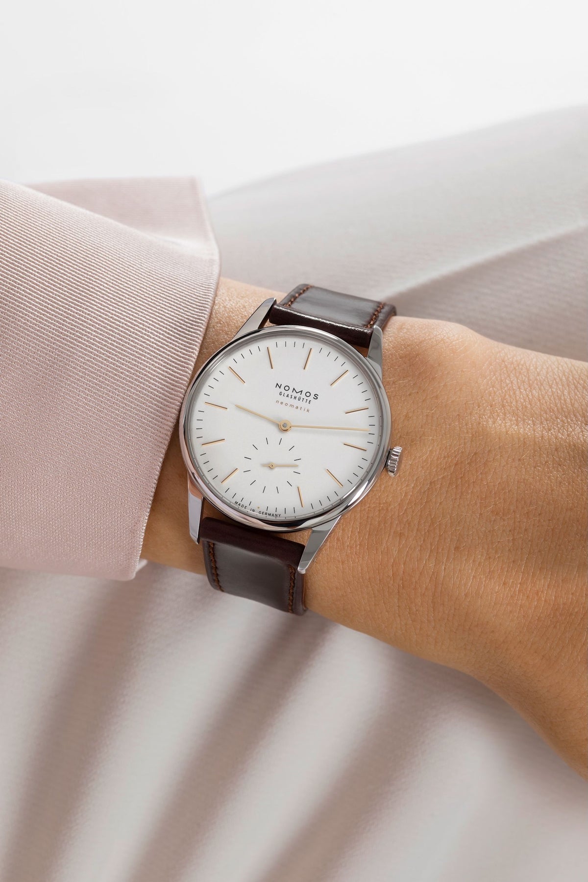 Nomos Orion neomatik doré – Ansicht 6